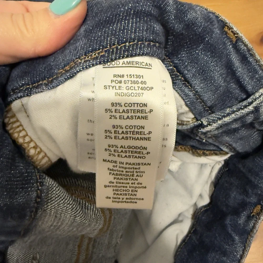 Good American Women's Jean Medium Wash Distressed Straight Leg Jeans Size‎ 6/28